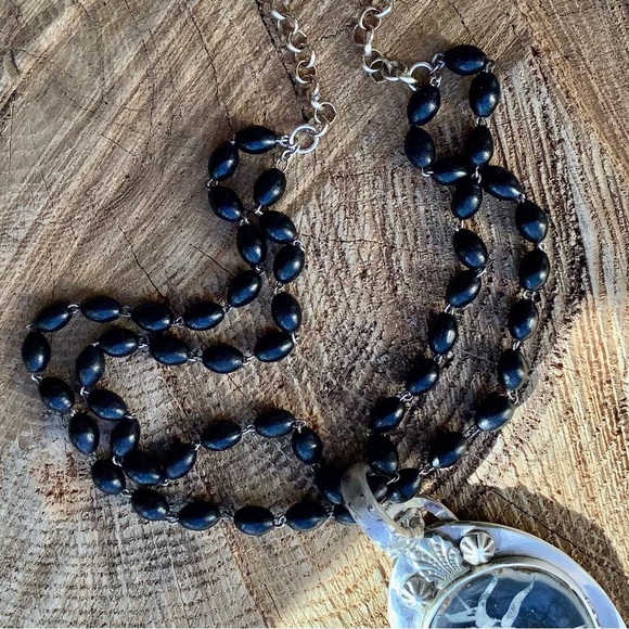 Necklace, (septarian stone) - Picture 7 of 10